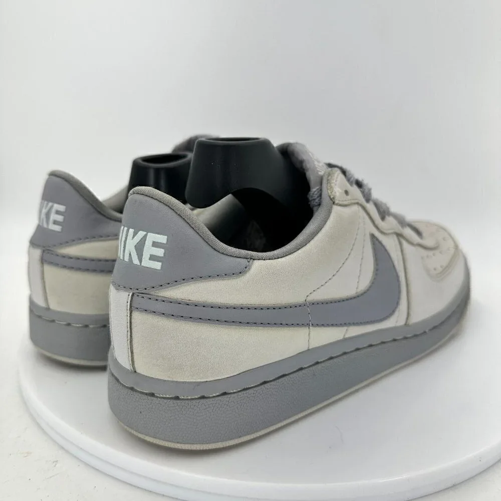 Nike SB Dunk Low Top Dark Light Grey Youth Sneaker Shoes 311570 004 Size 7Y